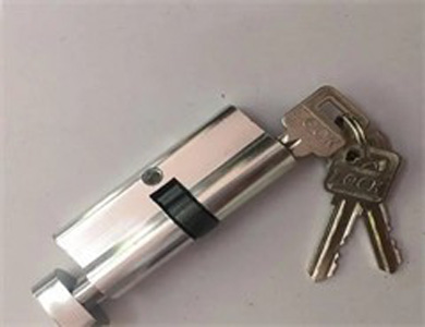 小金24小时上门开锁公司