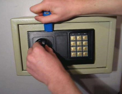 小金24小时上门开锁公司