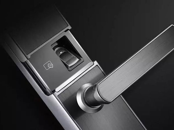 小金24小时上门开锁公司